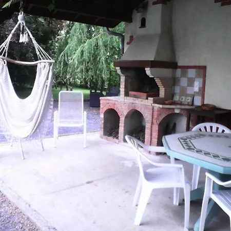 Сasa de vacaciones Charmante T3, Jardin Spacieux, Parking, Proche & Thermes